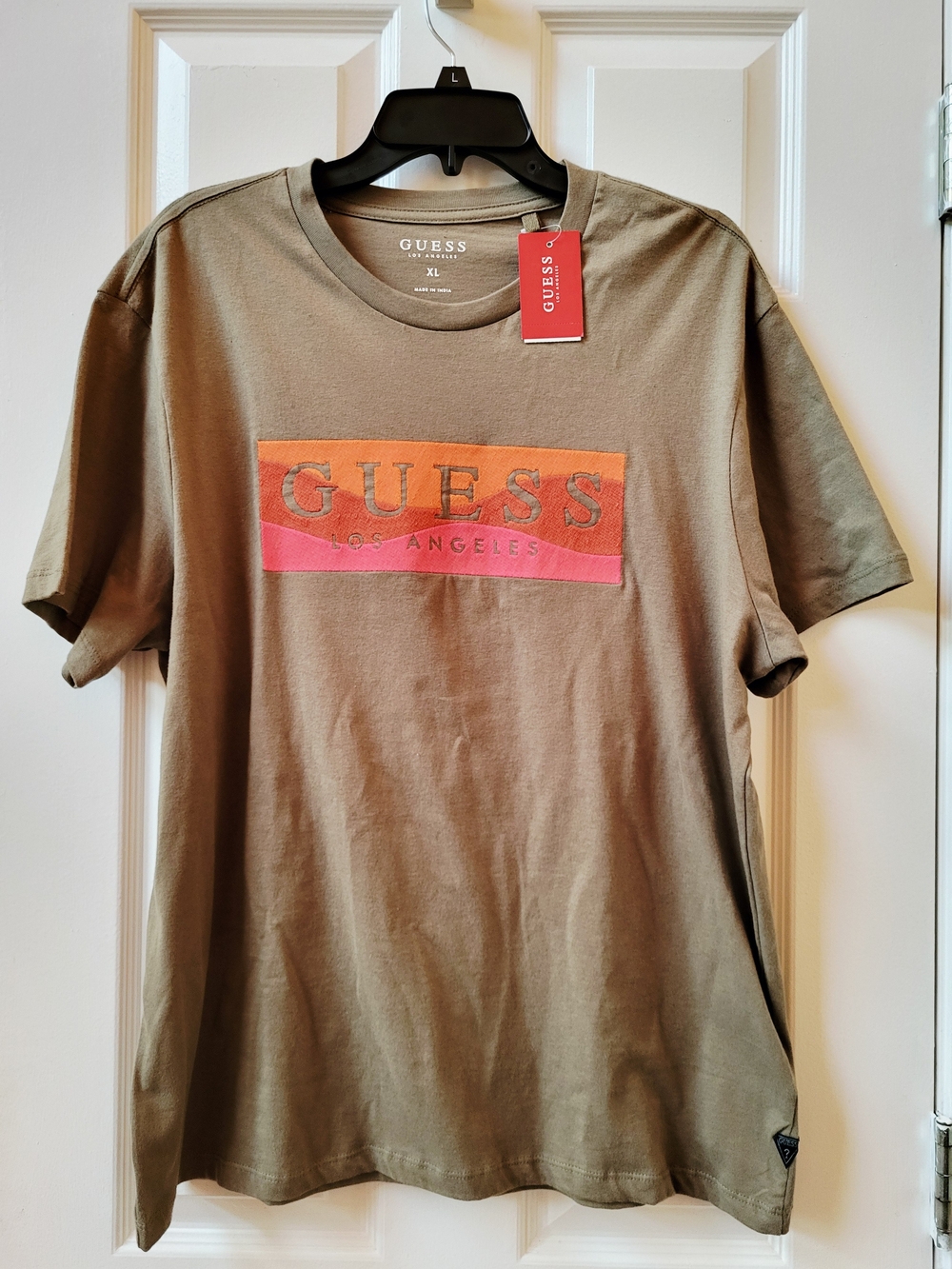 NWT Guess Los Angeles Men's Graphic T-Shirt Olive Green Size XL 100% cotton